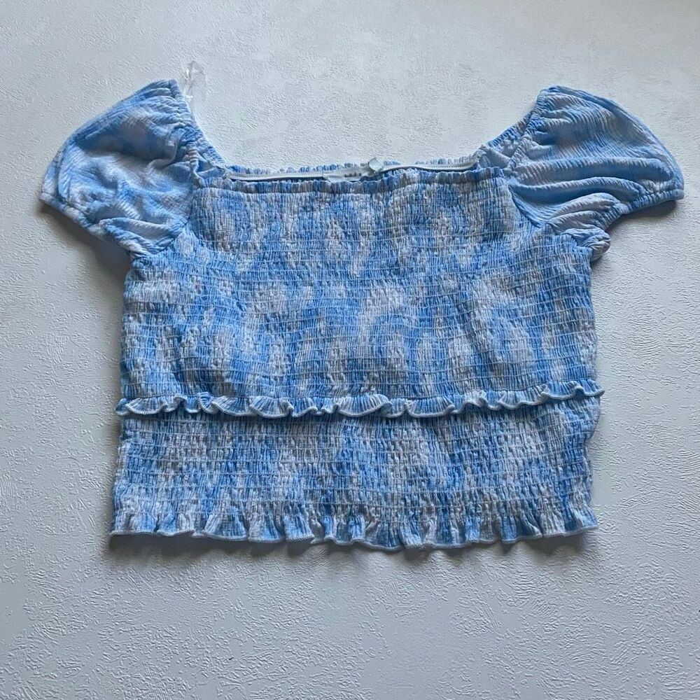 LUSH Blue White Smocked Ruffle Crop Top Size Large | Puff Sleeve Peasant Top